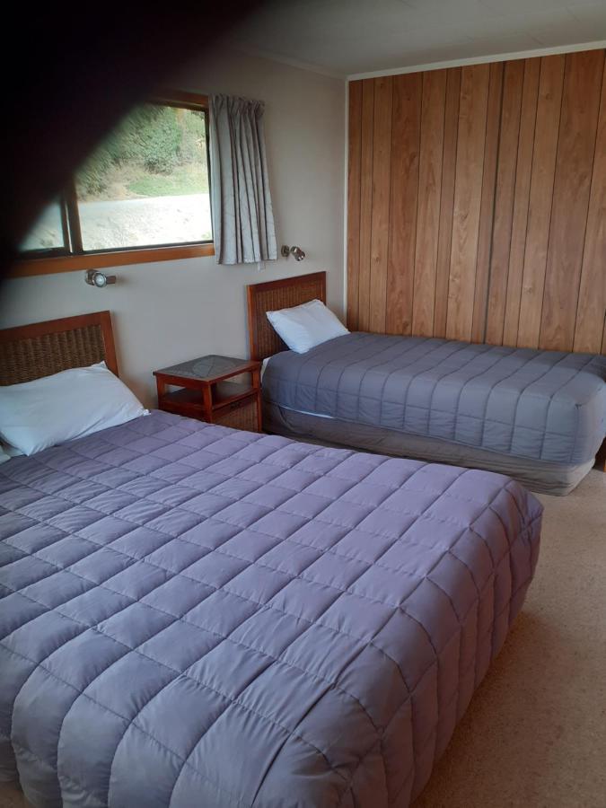 Moeraki Beach Motels Exterior foto